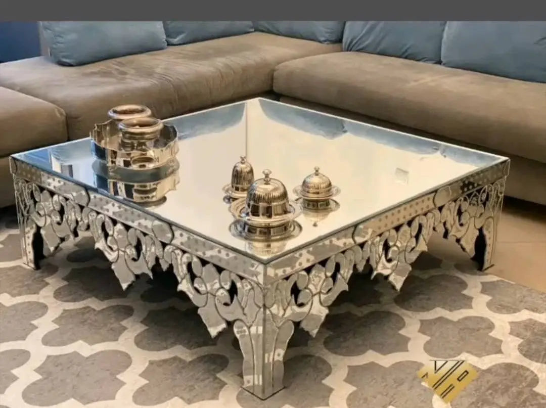 Venetian Centre Table Venetian Design (The boutique factory) 100% Heart Made Products