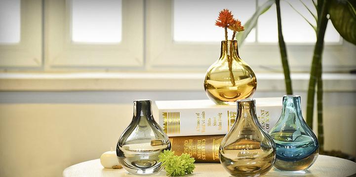 Glass Vases - Venetian Design - Shop Authentic Venetian Mirrors and Furniture | Worldwide Shipping