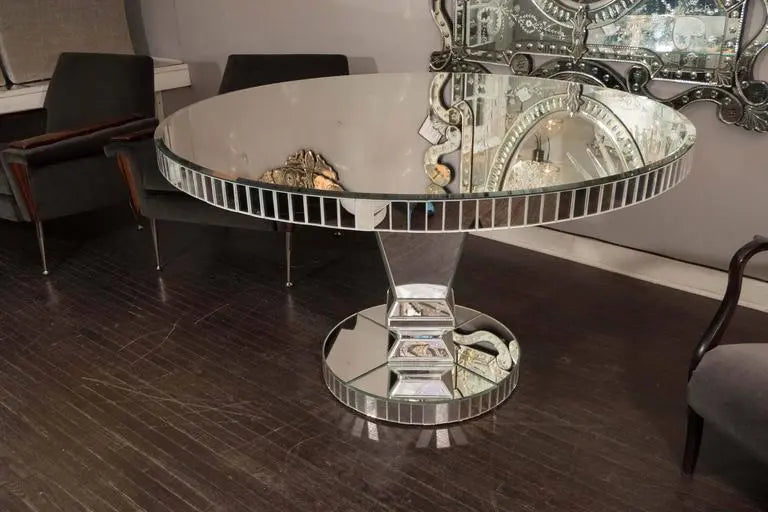 Mirrored Round Dining Table Venetian Design (The boutique factory) 100% Heart Made Products