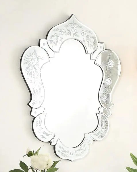 Venetian Mirror VD-763 Size - 27 x 22 Inches Venetian Design 100% Heart Made Products