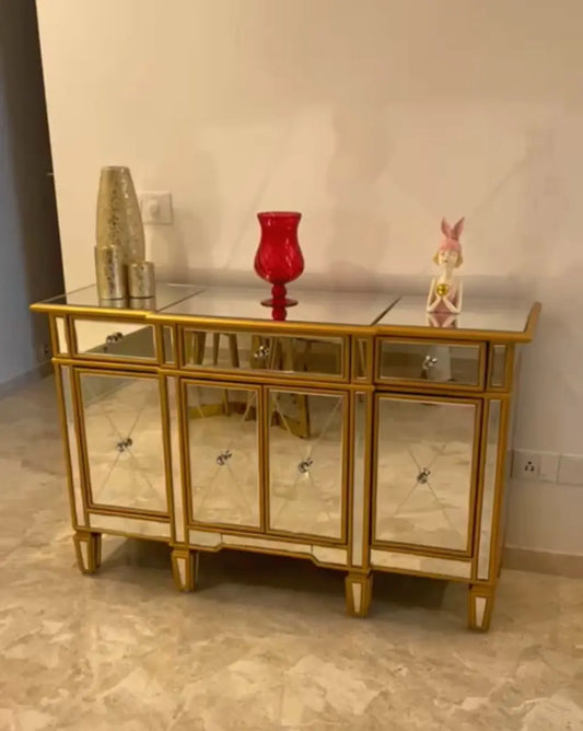 Golden Mirrored Chest of Drawer Venetian Design (The boutique factory) 100% Heart Made Products